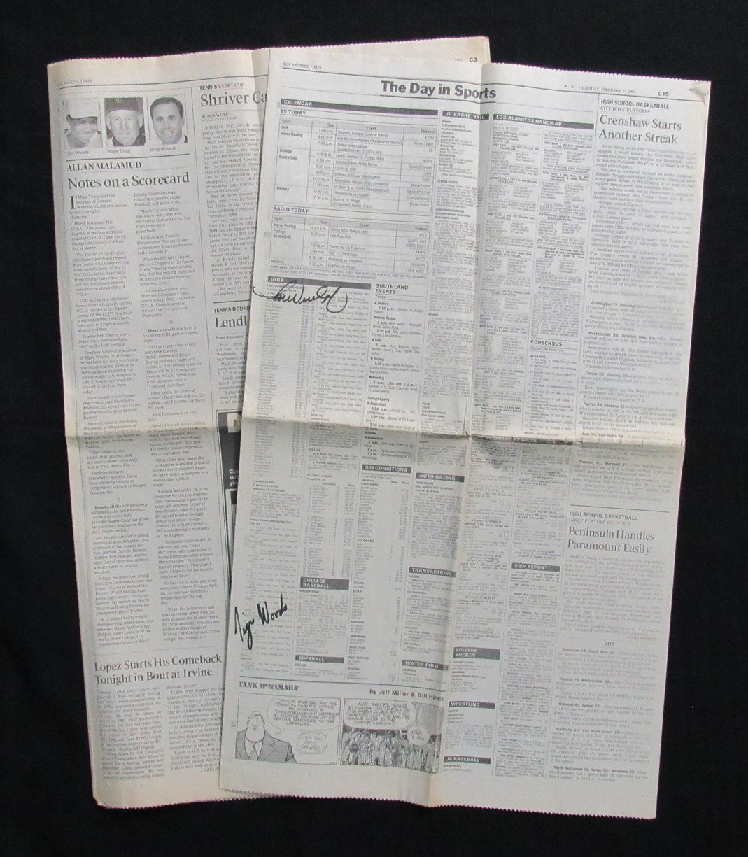 Tiger Woods Signed 16 years old 1992 LA Times Newspaper 1st PGA Event JSA 195716