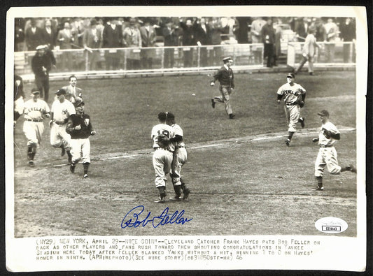Bob Feller HOF Signed 8x10 B/W 1946 Press Photo Cleveland Indians JSA 196642