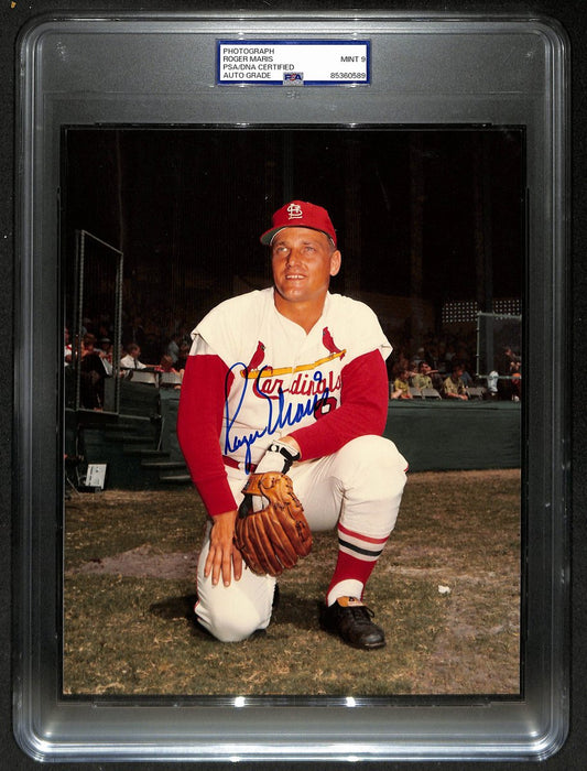 Roger Maris Signed/Auto 8x10 Photo St. Louis Cardinals PSA/DNA MINT 9 197220