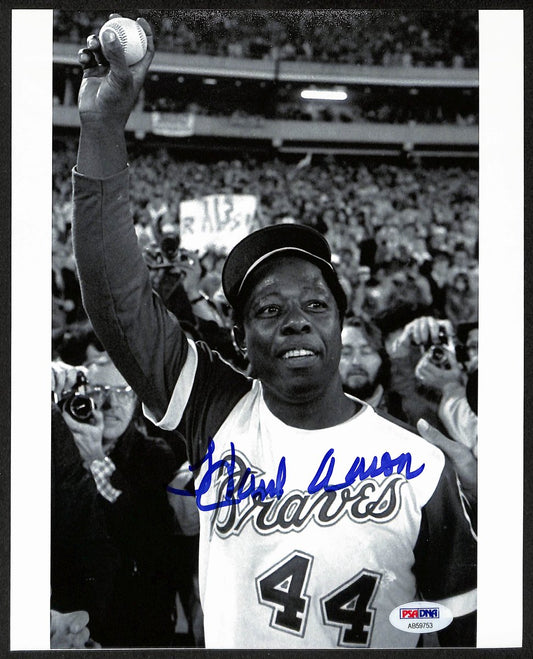 Hank Aaron HOF Signed/Auto 8x10 B/W Photo #715 Home Run Braves PSA/DNA 197210