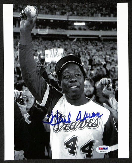 Hank Aaron HOF Signed/Auto 8x10 B/W Photo #715 Home Run Braves PSA/DNA 197213