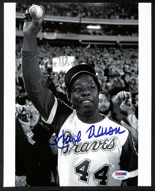Hank Aaron HOF Signed/Auto 8x10 B/W Photo #715 Home Run Braves PSA/DNA 197216