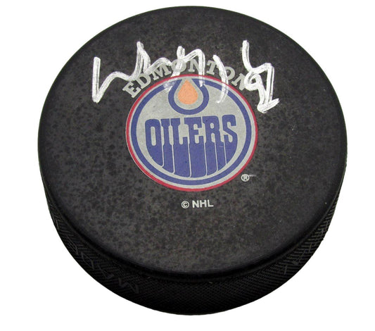 Wayne Gretzky HOF Signed/Autographed Edmonton Oilers Hockey Puck PSA/DNA 197454