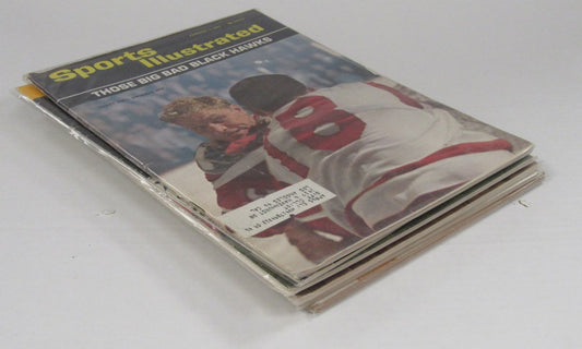 Lot of (7)1964 Sports Illustrated Magazines Rozelle/Shoemaker Covers 198094