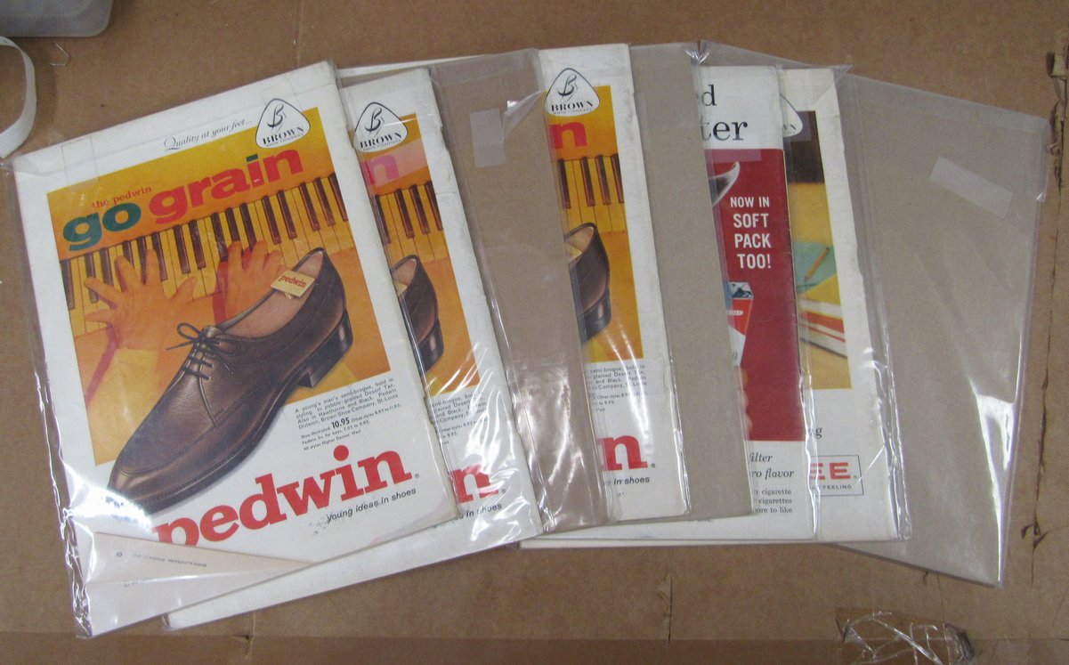 Lot of (11)1958 Sports Illustrated Magazines College Basketball Cover 197958