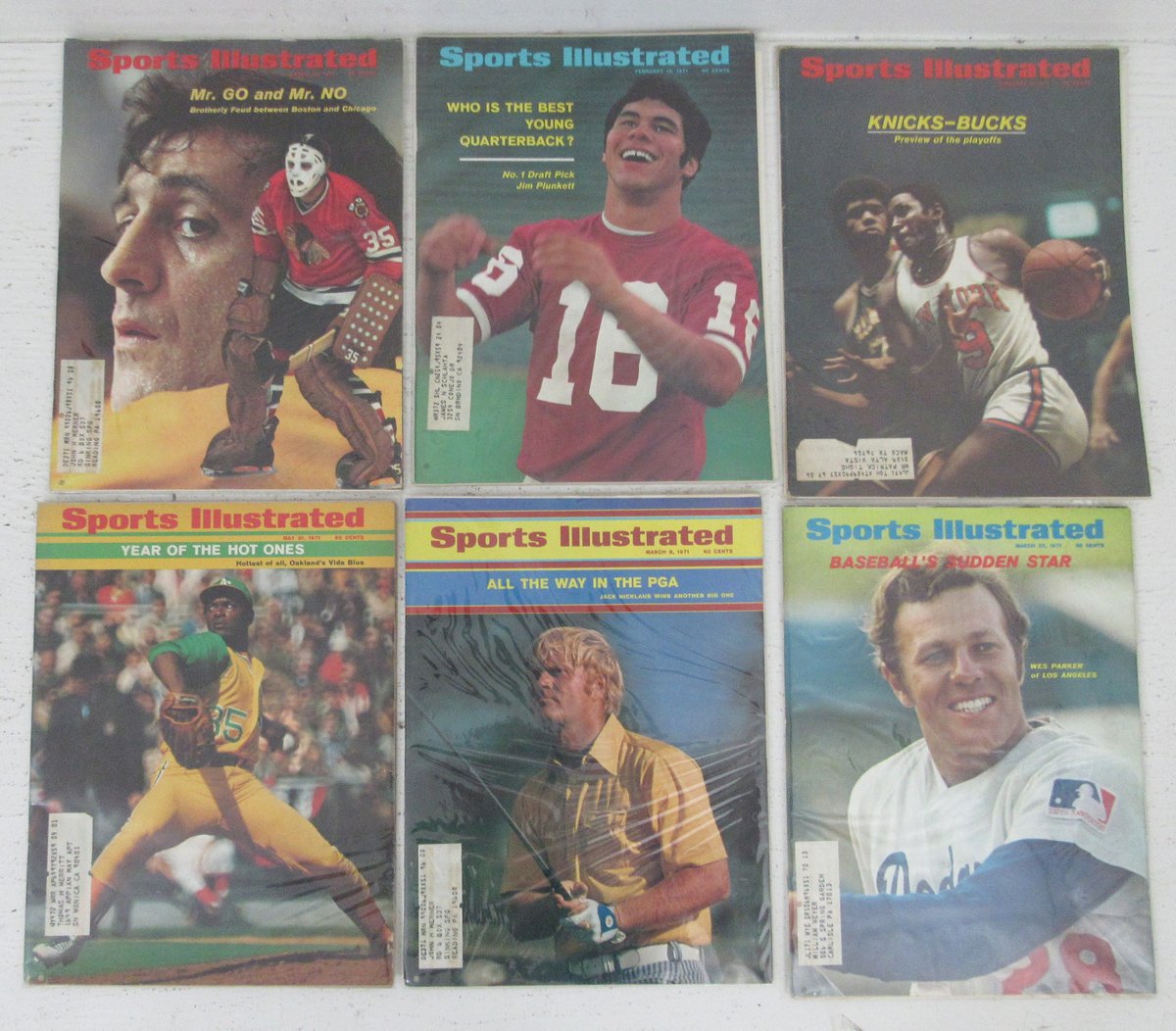 Lot of (44) 1971 Sports Illustrated Magazines Super Bowl/Robertson Covers 198621
