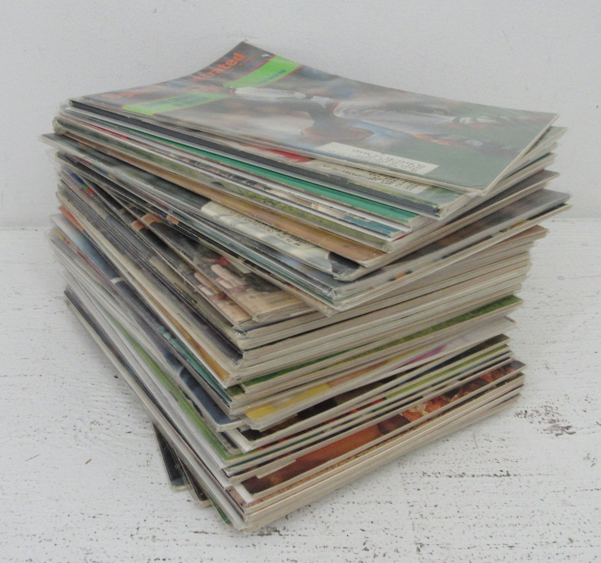 Lot of (40) 1973 Sports Illustrated Magazines Dolphins/Secretariat Covers 198628