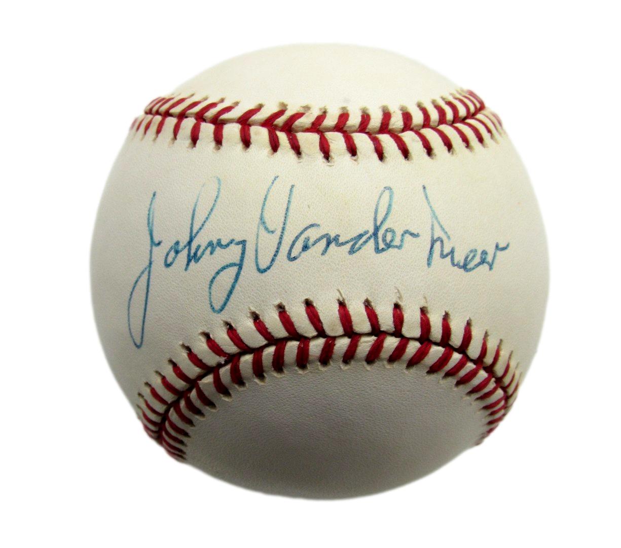 Johnny Vander Meer Signed/Auto ONL Baseball Cincinnati Reds PSA/DNA 198115