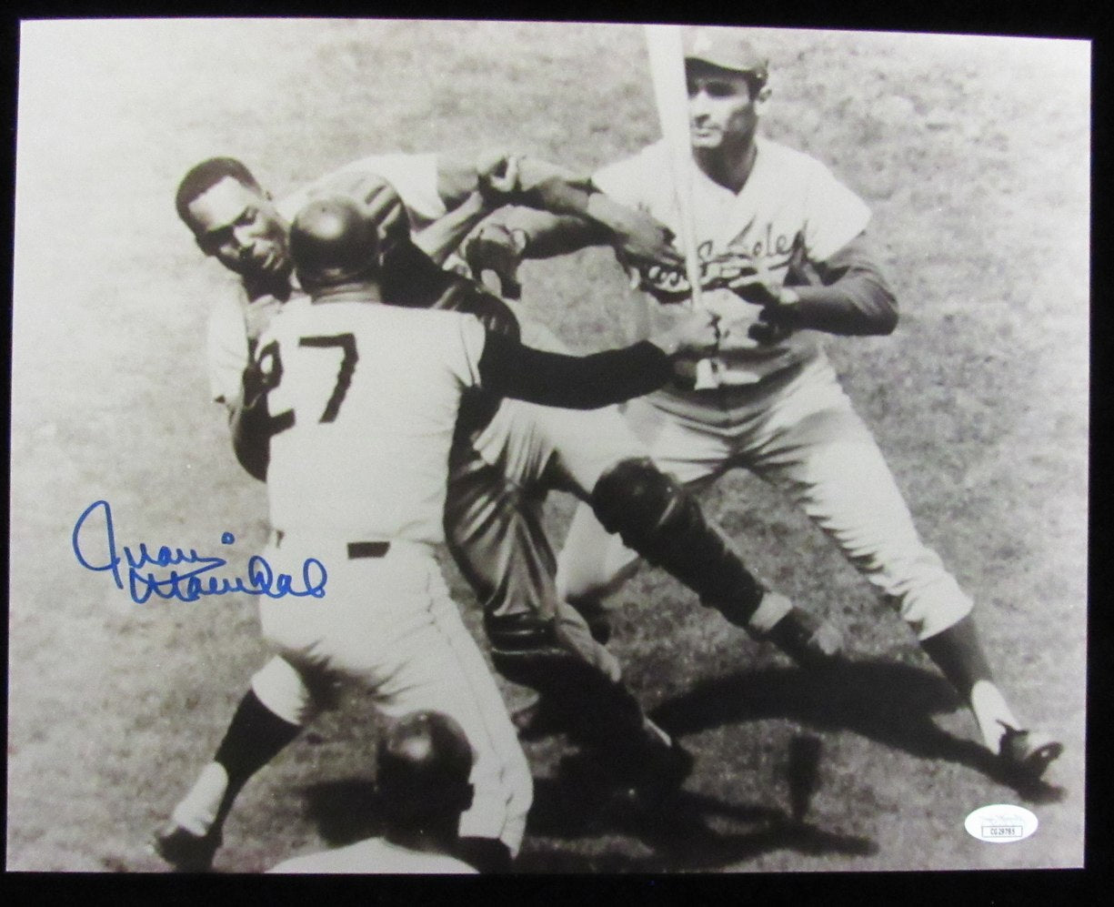 Juan Marichal HOF Signed/Auto 11x14 B/W Photo San Francisco Giants JSA 197551