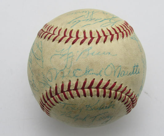 1959 Yankees Team Signed by (23) Tri-County League Baseball Mickey Mantle 196291