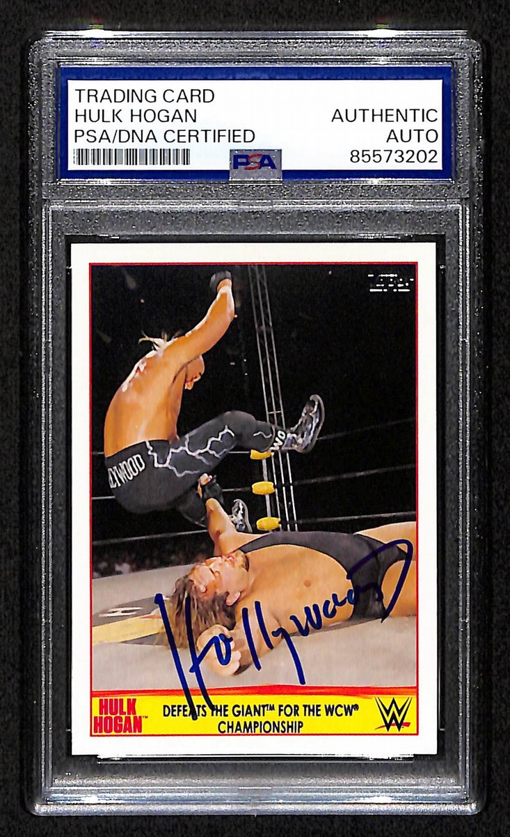 Hulk Hogan Signed/Auto 2015 TOPPS WCW Champion Card #21 PSA/DNA 198784