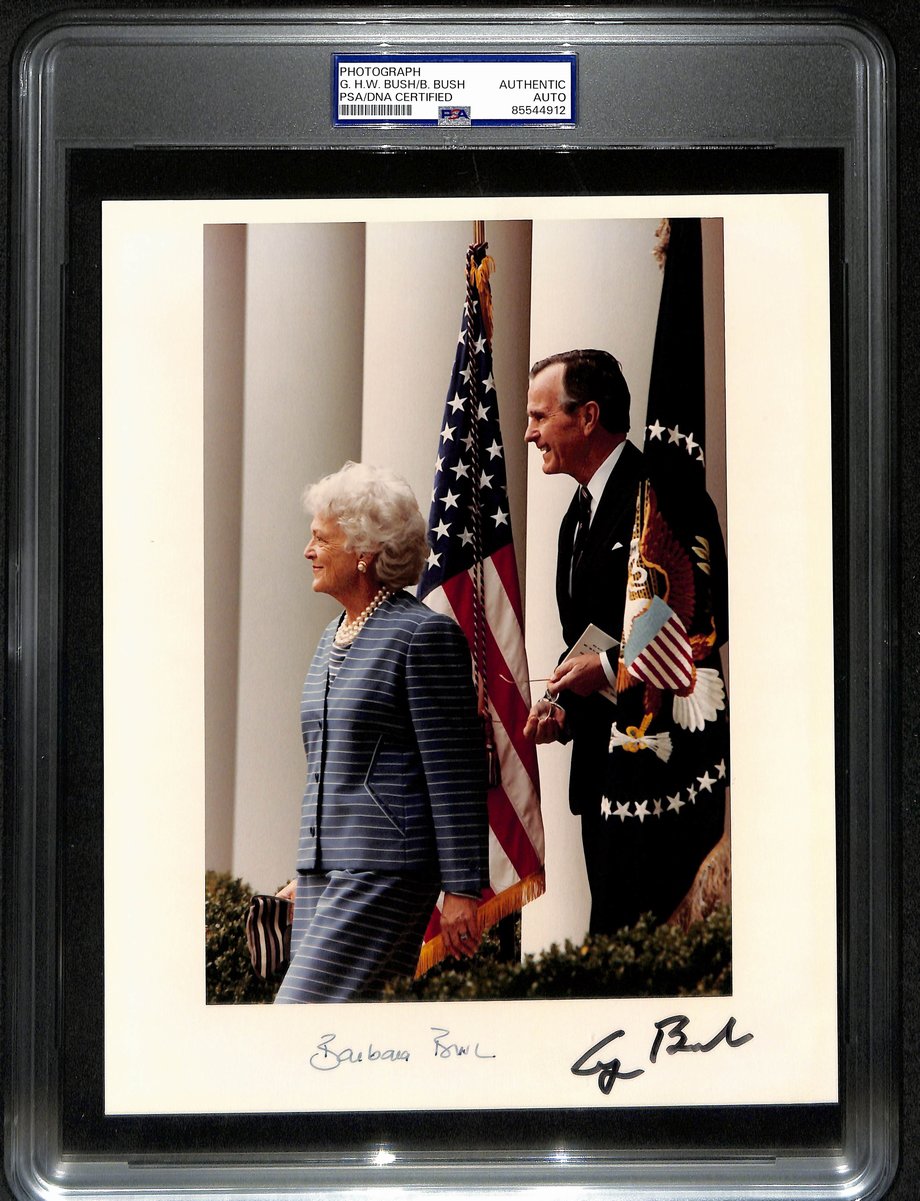 President George Bush/Barbara Bush Dual-Signed/Auto 8x10 Photo PSA/DNA 199536