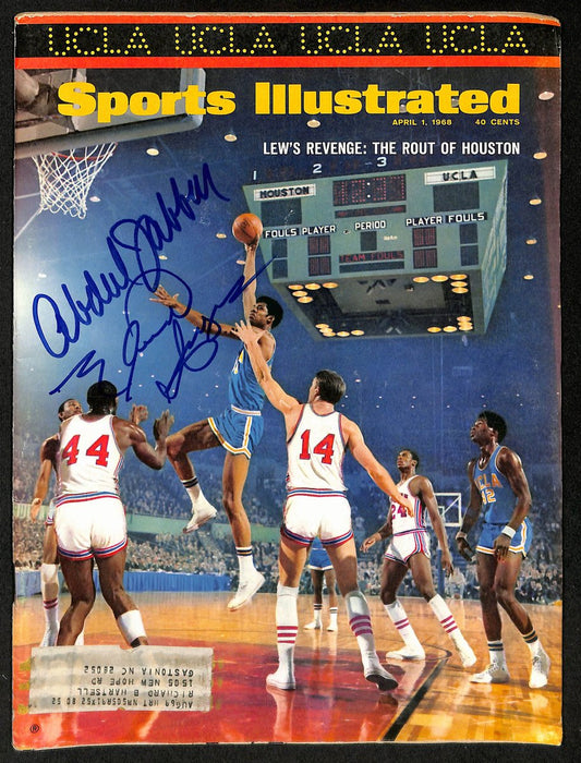 Kareem Abdul-Jabbar/Elvin Hayes Signed/Auto 1968 Sports Illustrated Magazine JSA