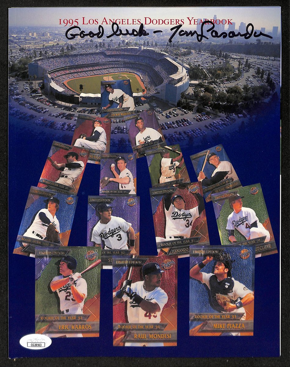 Tom Lasorda HOF Signed/Inscribed 1995 Los Angeles Dodgers Yearbook JSA 197988