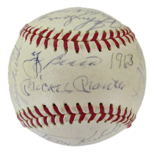 1963 AL Champs NY Yankees Team Signed (29) Reach Baseball Mantle Beckett 198606