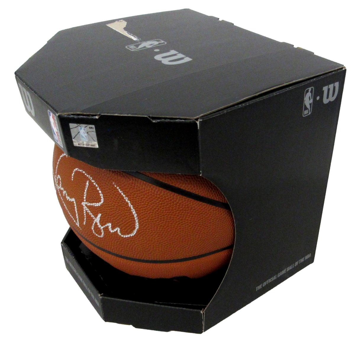 Larry Bird HOF Signed Wilson NBA Leather Game Basketball Celtics PSA/DNA 198608