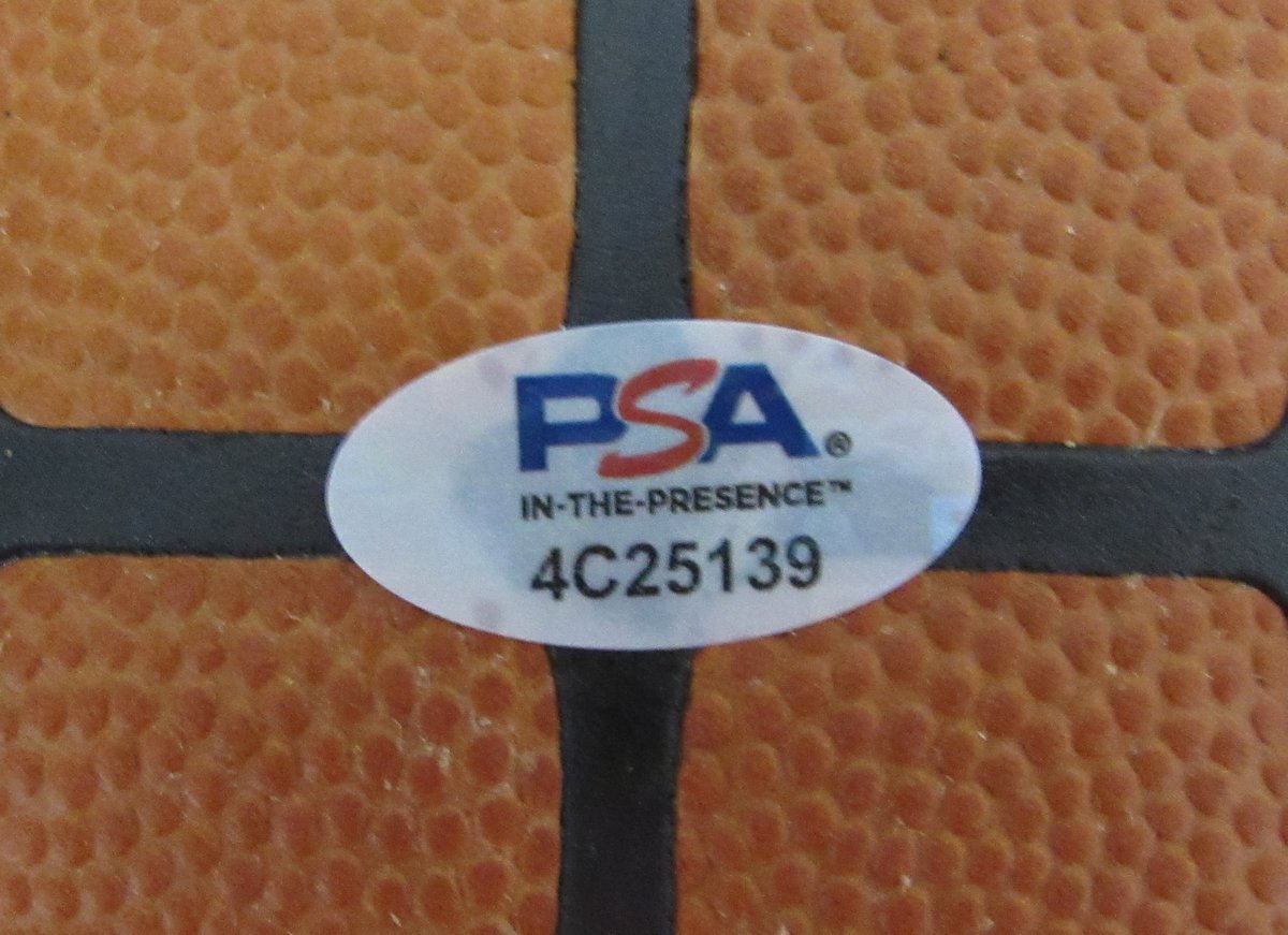 Larry Bird HOF Signed Wilson NBA Leather Game Basketball Celtics PSA/DNA 198613