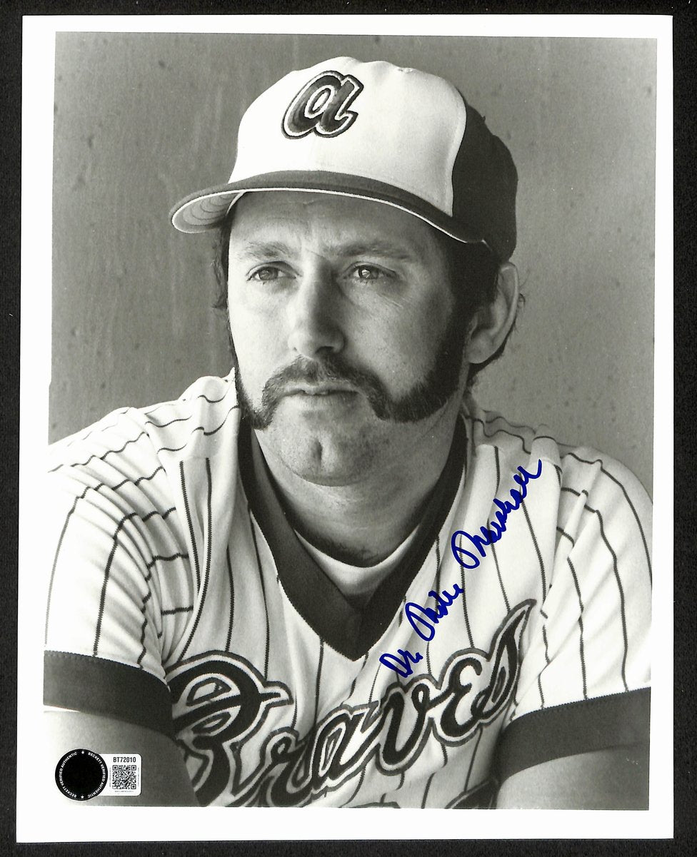 Mike Marshall Signed/Autographed 8x10 Photo Atlanta Braves BAS/Beckett 199694