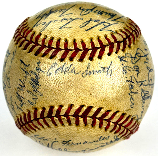 1946 Chicago White Sox Team Signed Baseball (28 Signatures) BAS/Beckett 200509