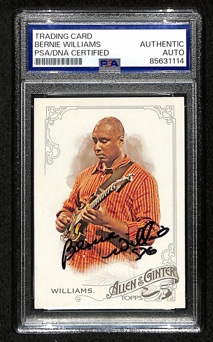 Bernie Williams Signed/Auto 2015 TOPPS Card #177 Yankees PSA/DNA 200432