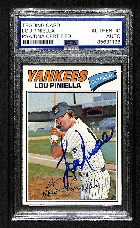 Lou Piniella Signed/Auto 1972 TOPPS Card #96 Yankees PSA/DNA 200394