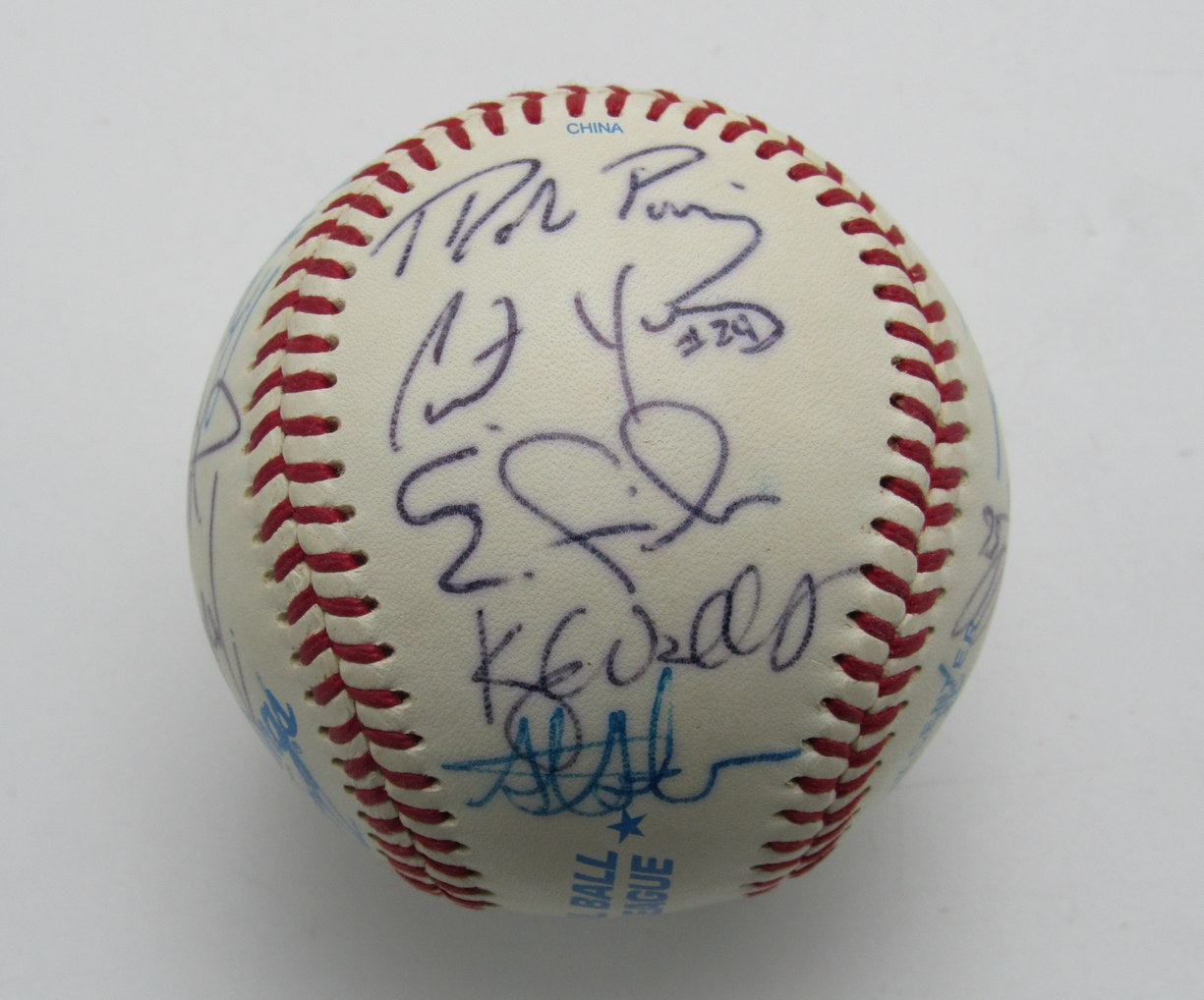 2001 Chicago White Sox Team Multi-Signed/Auto (29) Baseball 196342