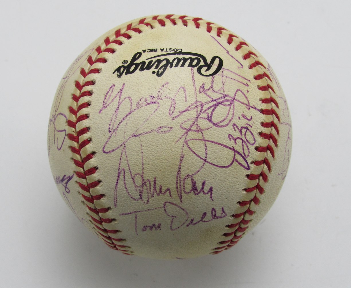 1991 Chicago White Sox Team Multi-Signed/Auto (21) ONL Baseball Sosa 196344