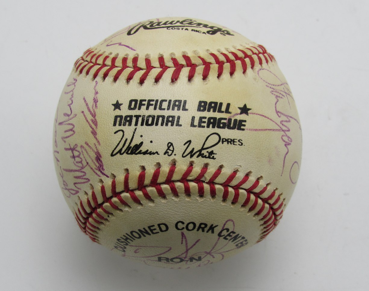 1991 Chicago White Sox Team Multi-Signed/Auto (21) ONL Baseball Sosa 196344