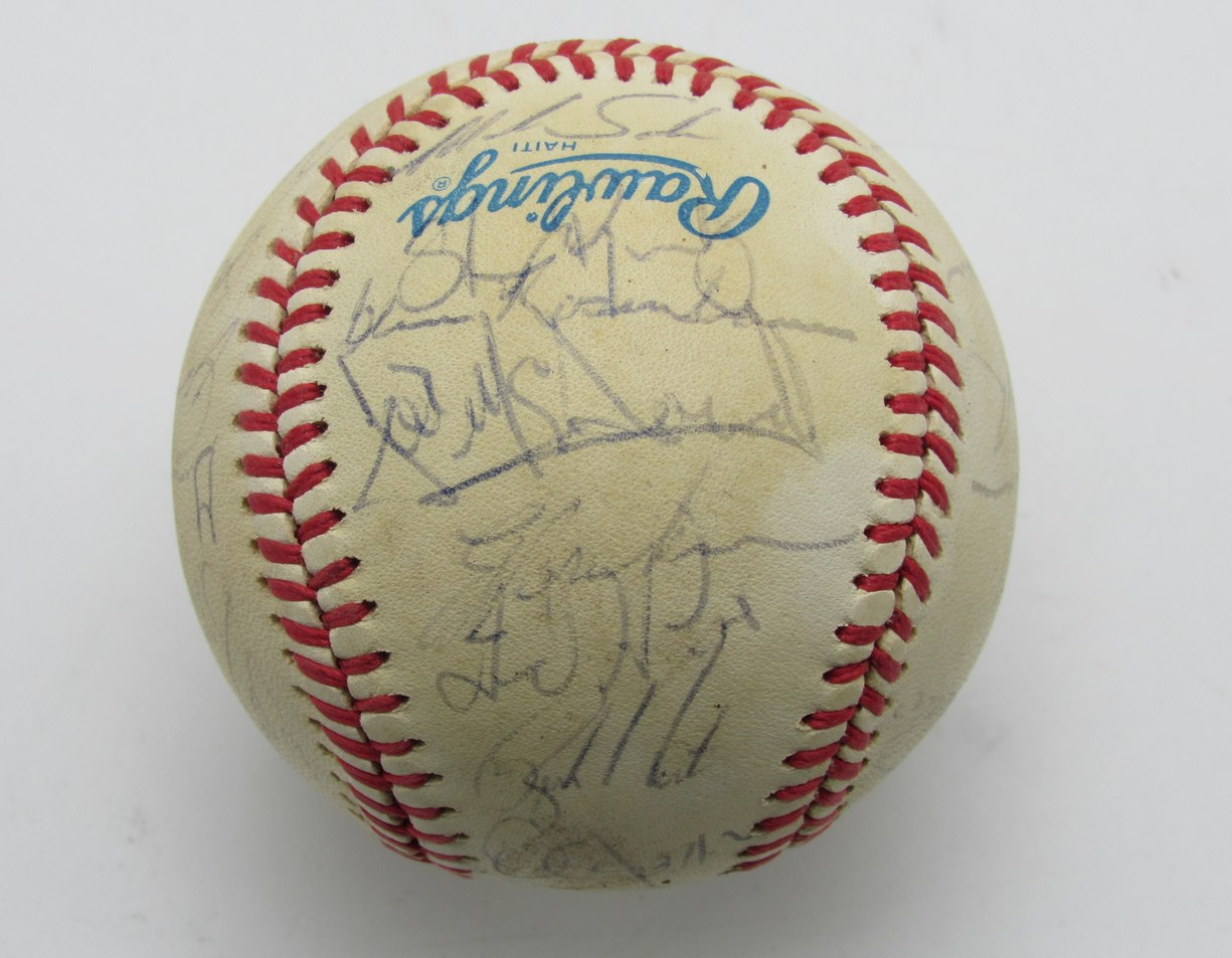 1988 Chicago White Sox Team Multi-Signed/Autographed (30) OAL Baseball 196352