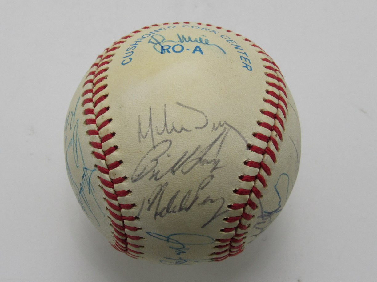 1988 White Sox Team Multi-Signed/Autographed (25) OAL Baseball Baines HOF 196365