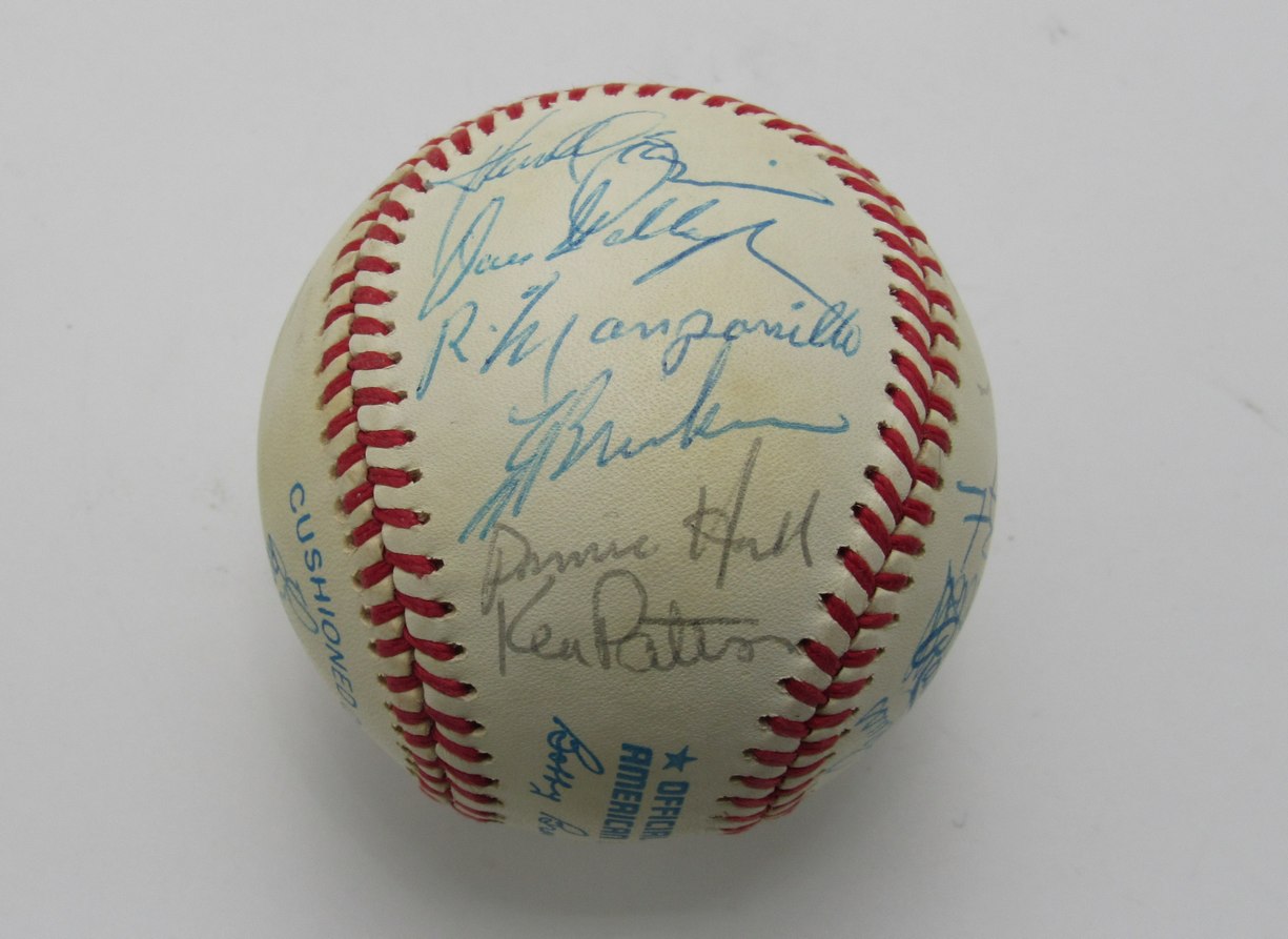1988 White Sox Team Multi-Signed/Autographed (25) OAL Baseball Baines HOF 196365
