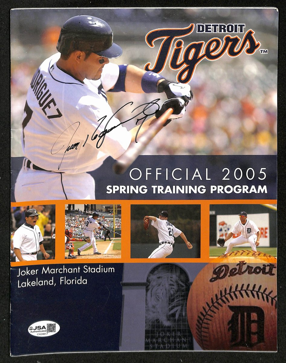 Ivan Rodriguez HOF Signed 2005 Tigers Spring Training Program Magazine JSA201163