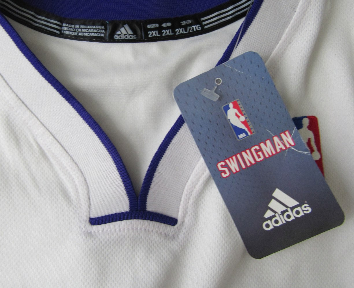 Kareem Abdul-Jabbar Signed/Auto Adidas Basketball Jersey Lakers JSA LOA 200970