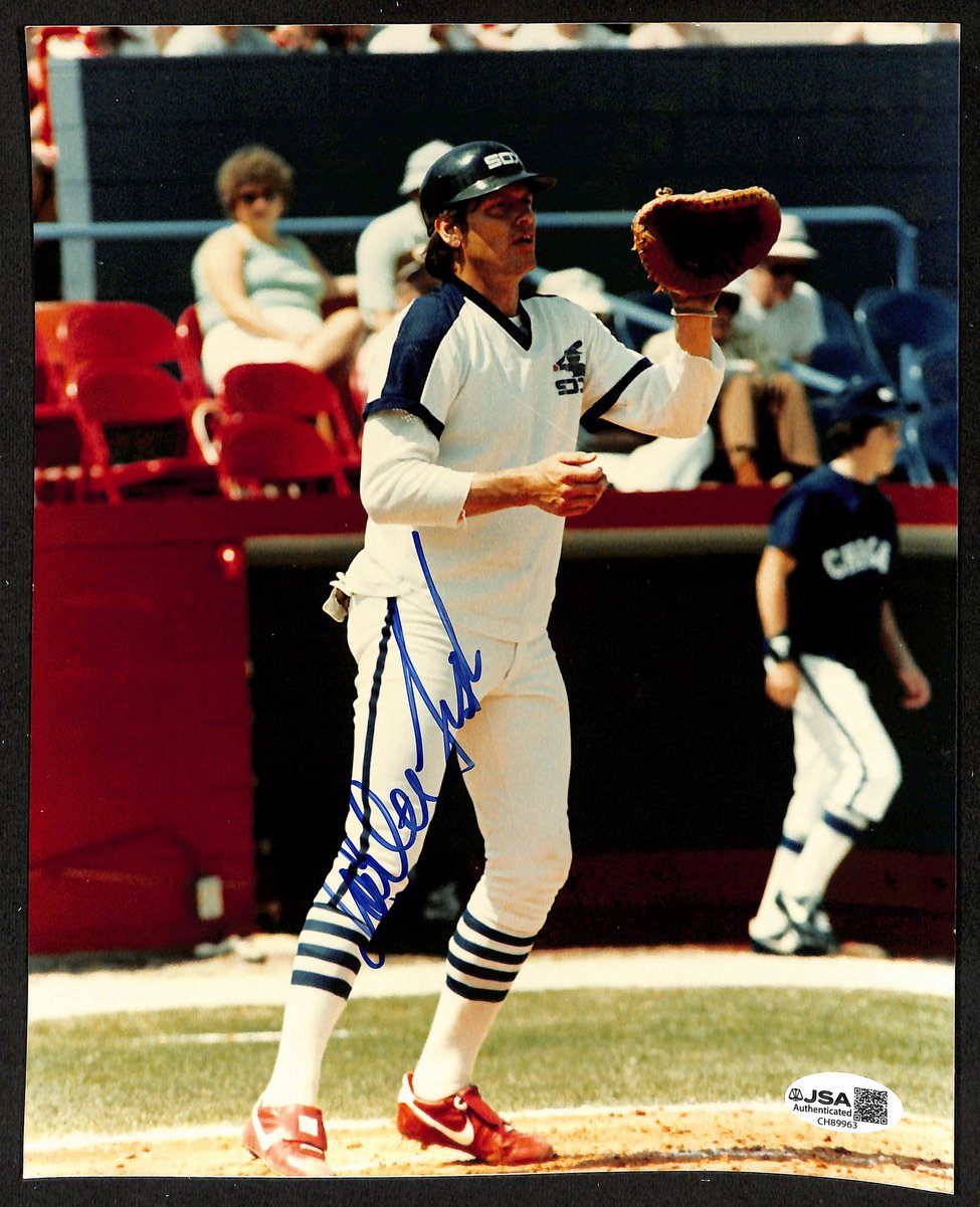 Carlton Fisk HOF Signed/Autographed 8x10 Photo Chicago White Sox JSA 201987