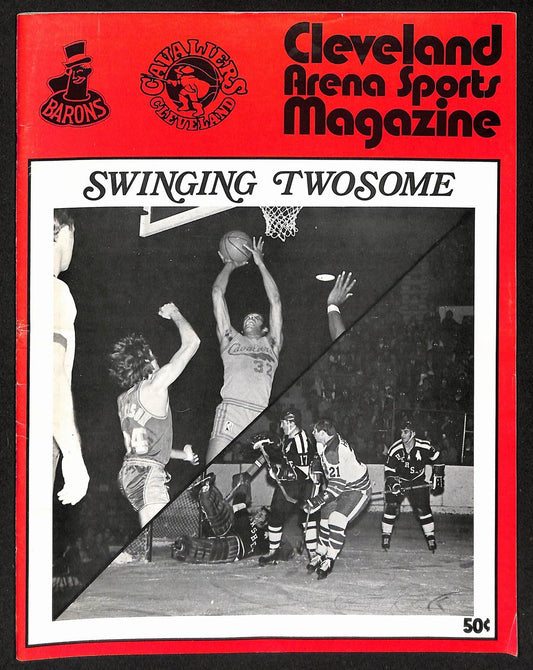 1971-72 Cleveland Arena Sports Magazine Swinging Twosome Cavaliers/Barons