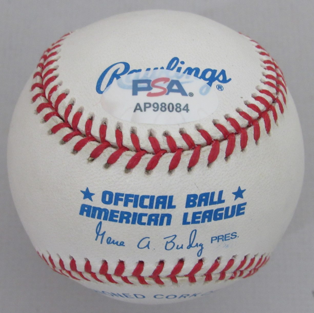 Ken Griffey Jr. HOF Signed/Auto OAL Baseball Seattle Mariners PSA/DNA 203551
