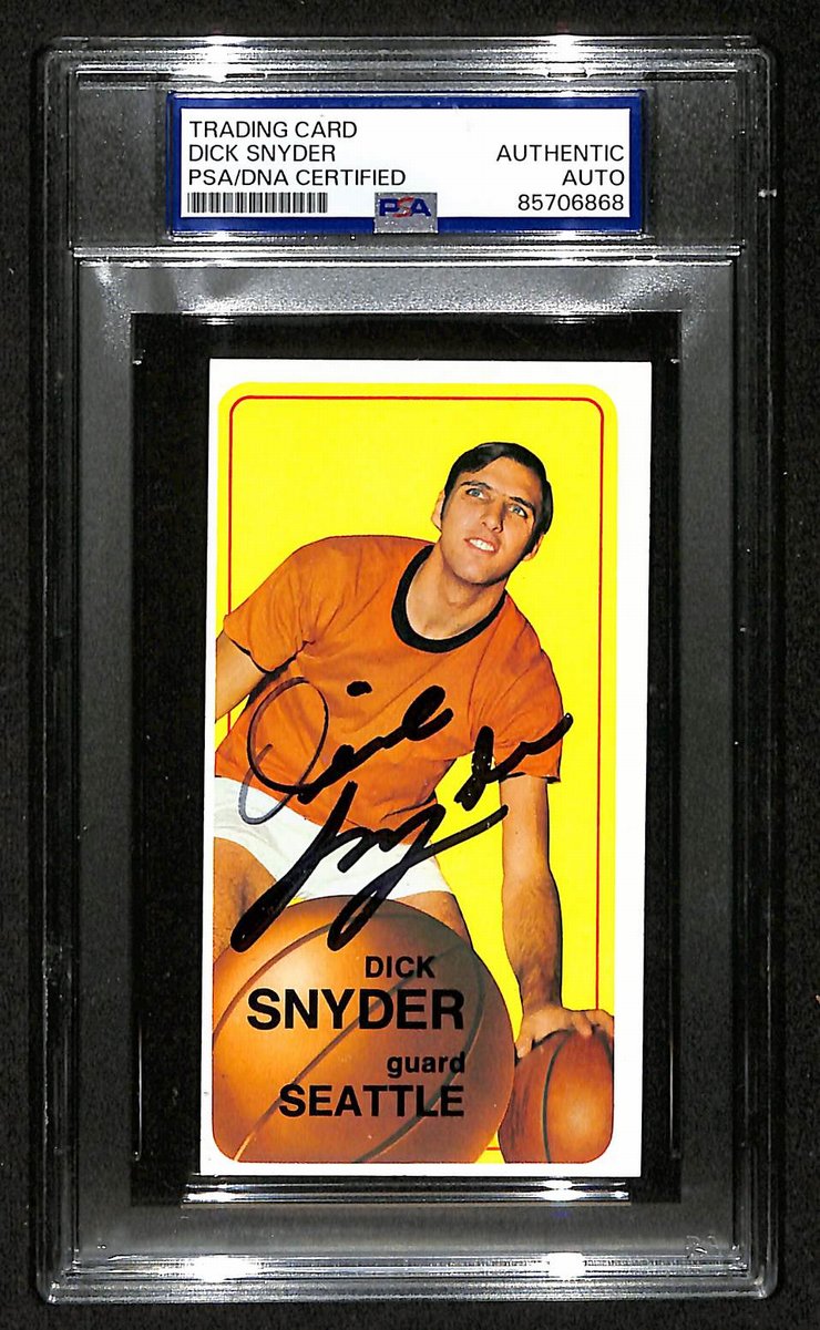 1970 Topps Dick Snyder Seattle SuperSonics PSA/DNA Signed/Auto Card BA204132