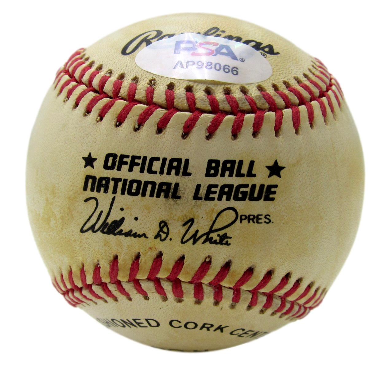 Willie Mays HOF Signed/Auto ONL Baseball San Francisco Giants PSA/DNA 203648