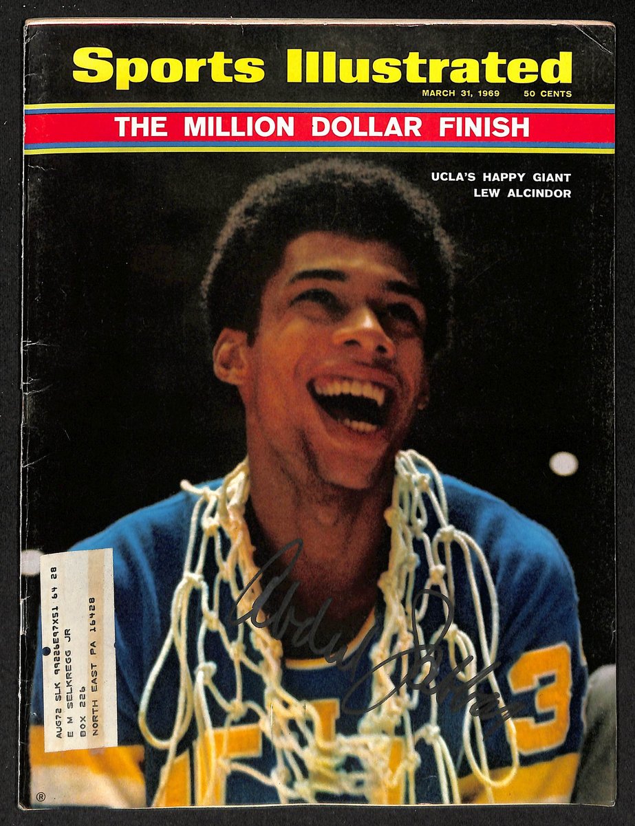 Kareem Abdul-Jabbar Signed 3/31/1969 Sports Illustrated Magaziine PSA/DNA