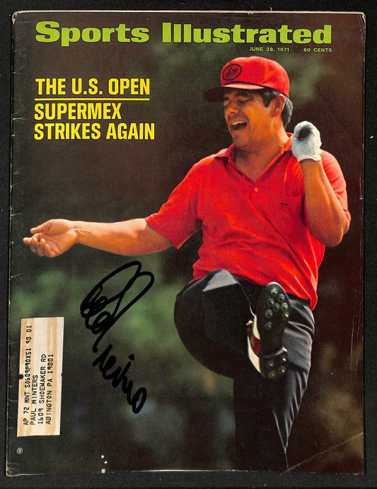 Lee Trevino Signed/Autographed 1971 Sports Illustrated Magazine JSA