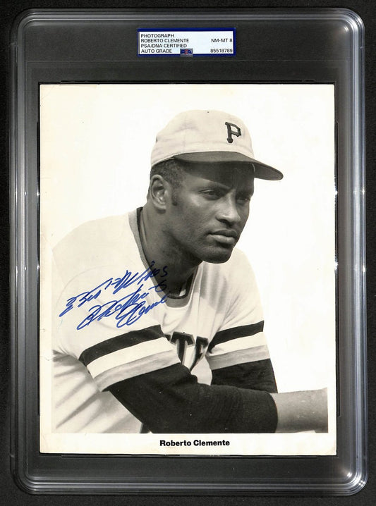 Roberto Clemente HOF Signed/Auto 8x10 Photo Pirates PSA/DNA NM-MT 8  206085
