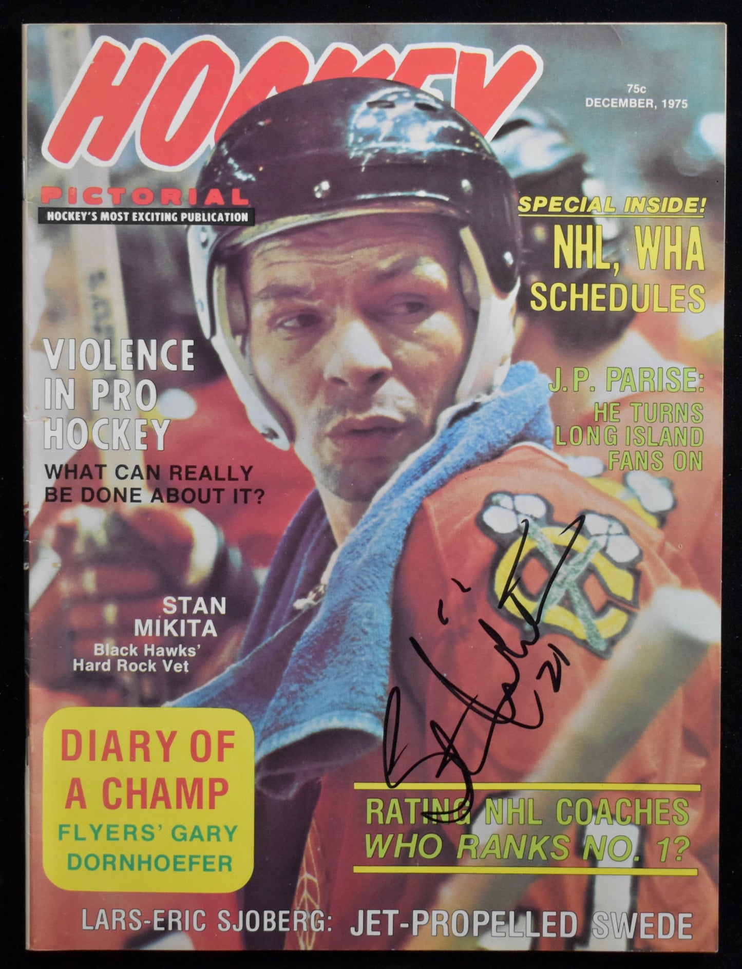 Stan Mikta HOF Signed/Auto 1975 HOCKEY Magazine Chicago Black Hawks JSA 205277