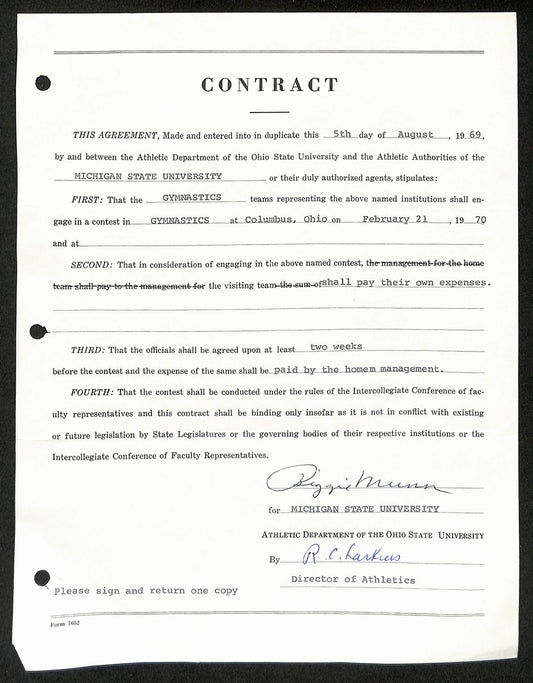 Biggie Munn HOF Michigan State Head Coach Signed/Auto Contract JSA BA199637