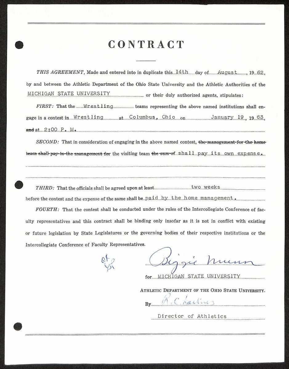 Biggie Munn HOF Michigan State Head Coach Signed/Auto Contract JSA BA199657
