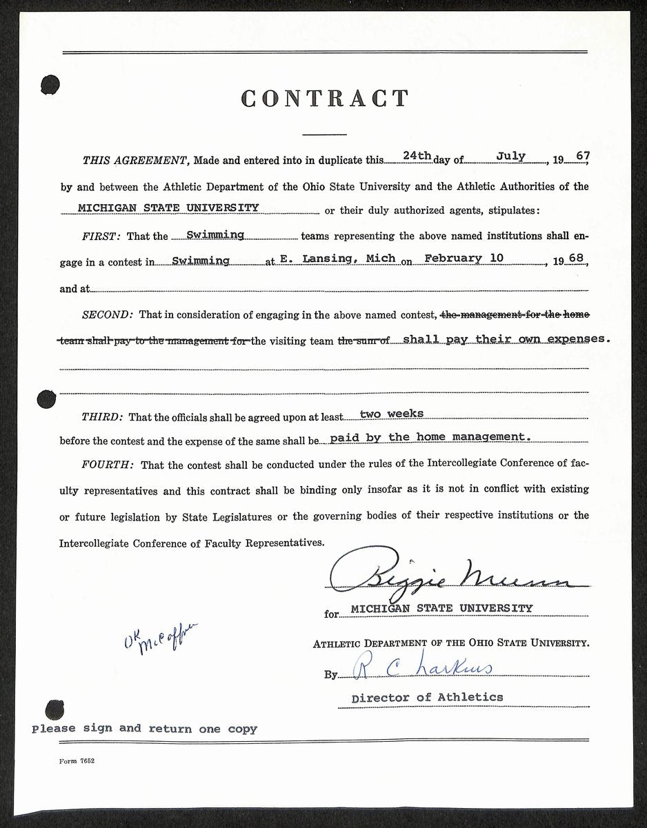 Biggie Munn HOF Michigan State Head Coach Signed/Auto Contract JSA BA199671