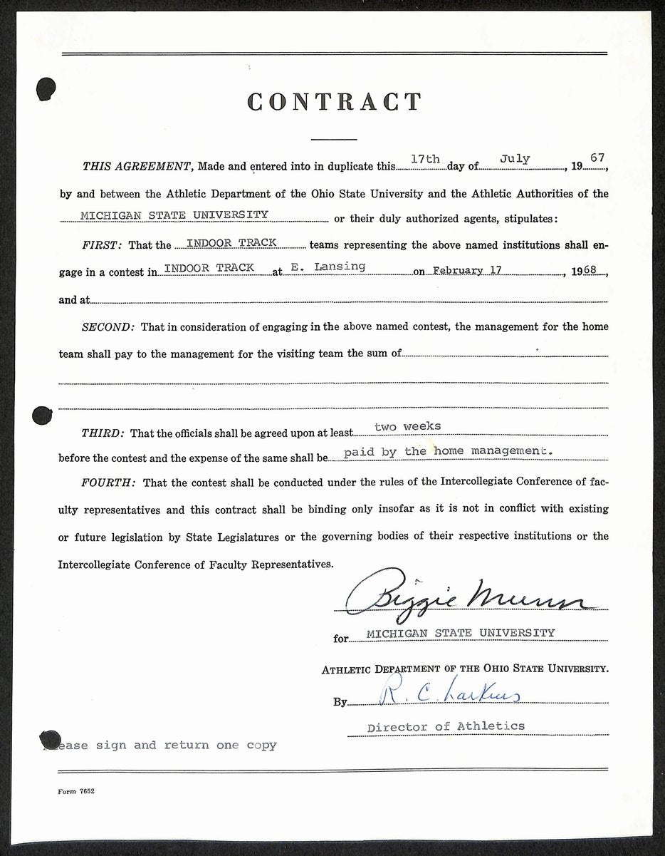 Biggie Munn HOF Michigan State Head Coach Signed/Auto Contract JSA BA199672