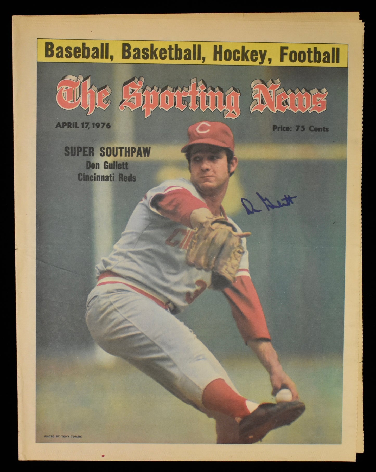 Don Gullett Signed 5/17/76 The Sporting News Cover Only Reds JSA BA207950