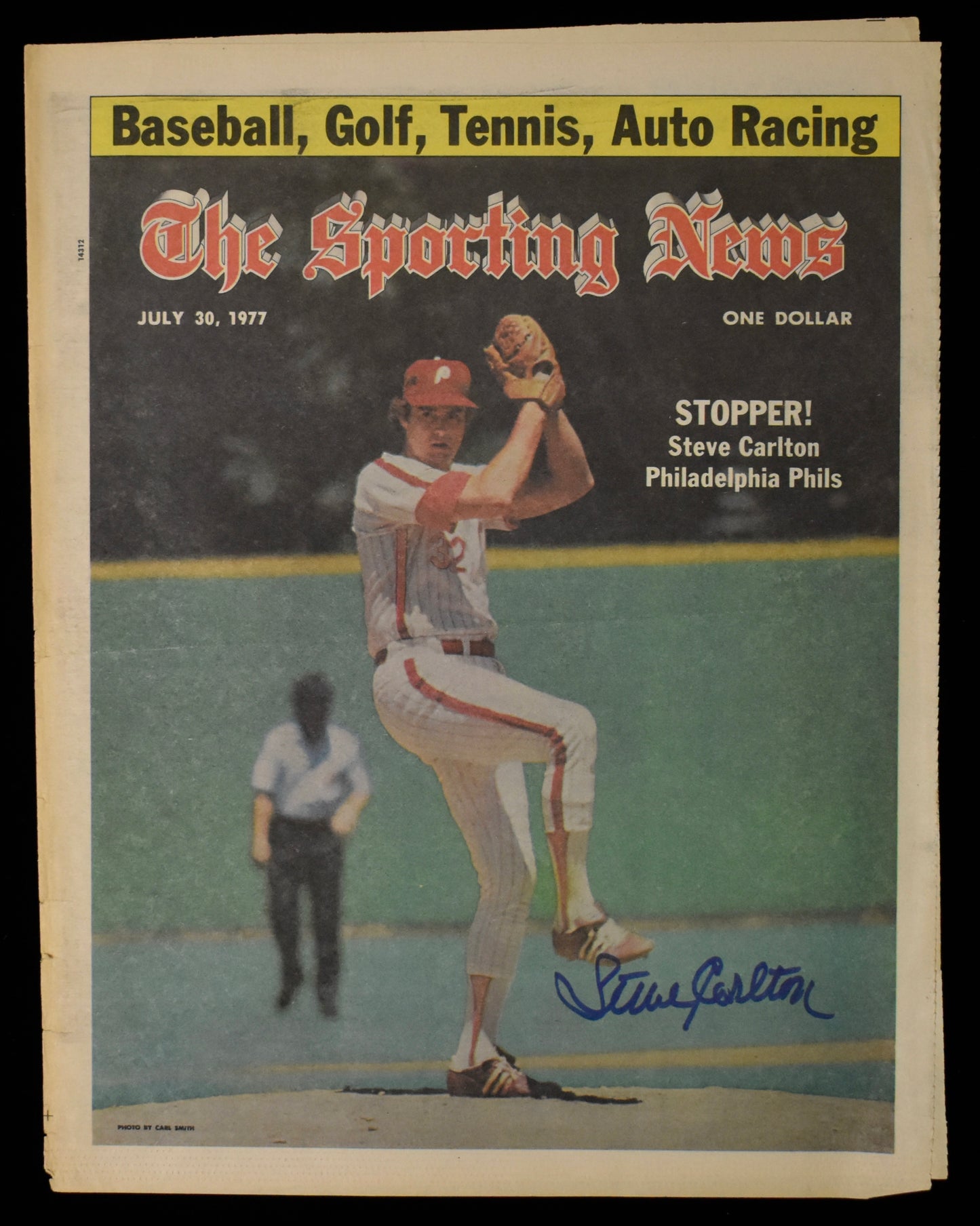 Steve Carlton HOF Signed 1977 The Sporting News Phillies JSA 208589