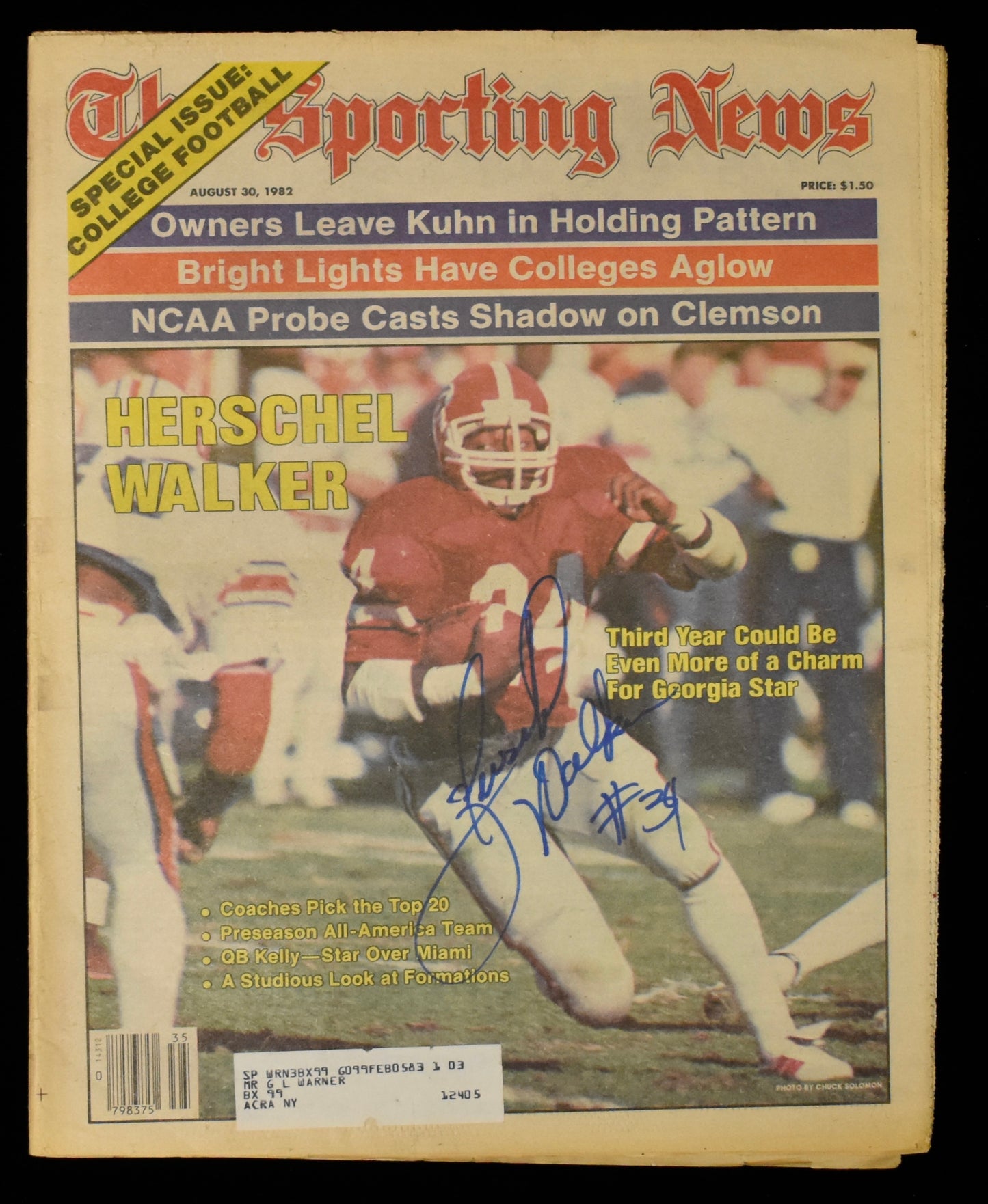 Herschel Walker Signed 1982 The Sporting News Georgia JSA 208605