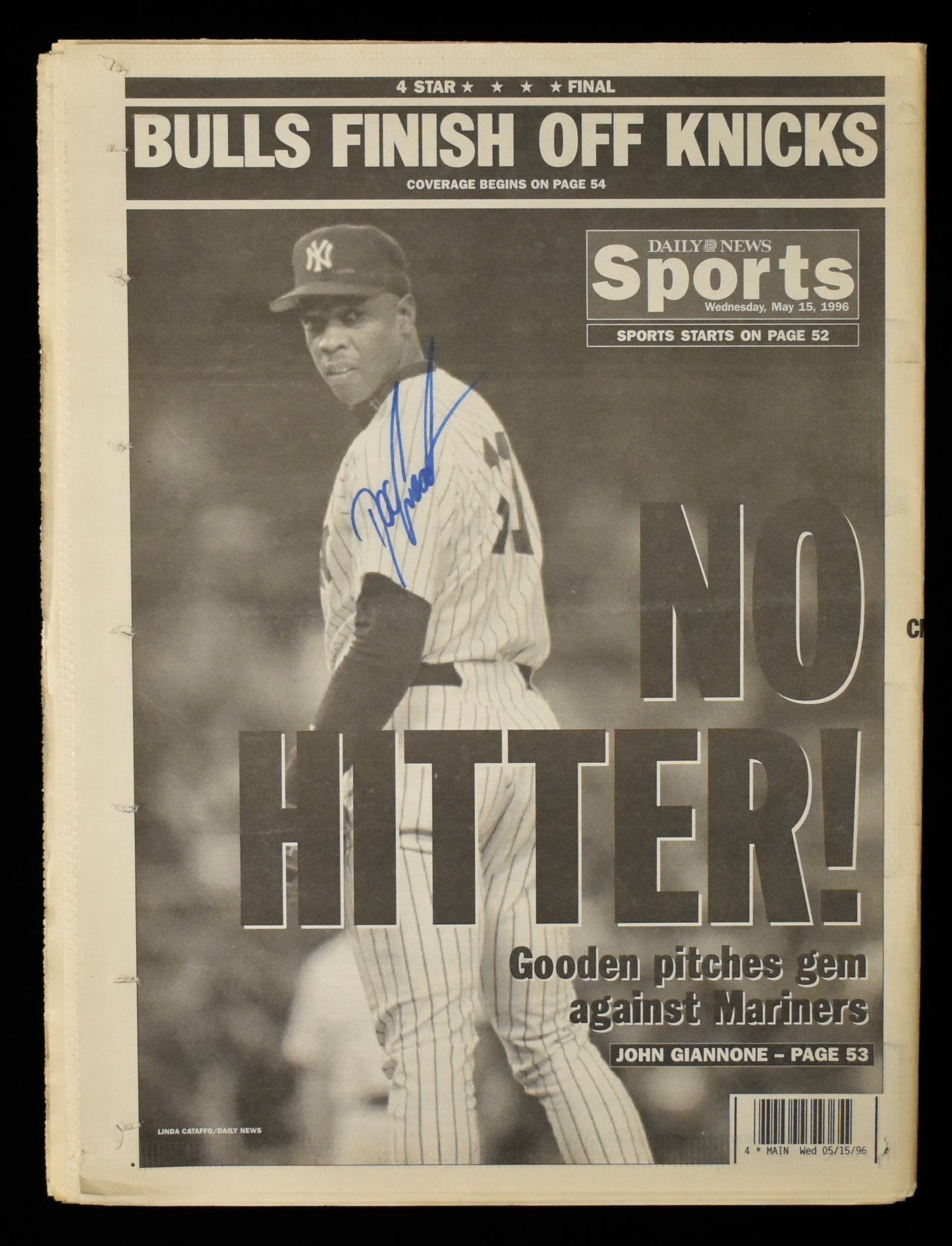 Dwight Gooden Signed 1996 New York Daily News Yankees No Hitter JSA BA208621